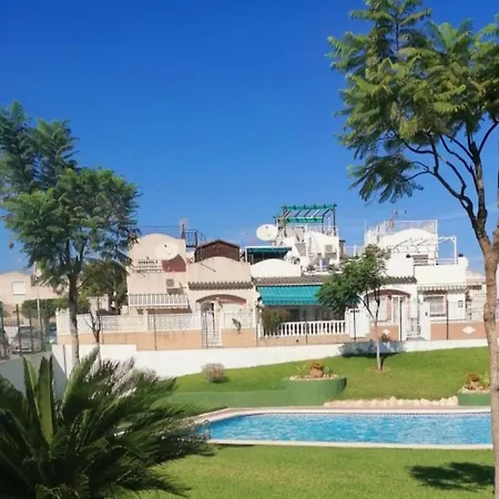 Casa Del Gato Rojo , Communal Swimming Pool , Terrace With Barbecue *